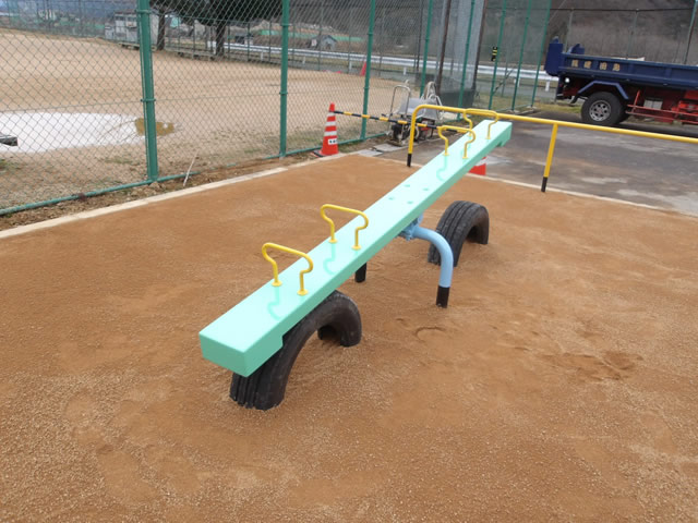 朝来グラウンド前広場