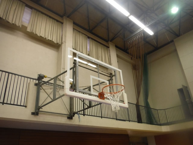 中学校　体育館