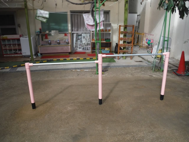スチール低鉄棒2欄 大阪市立南幼稚園
