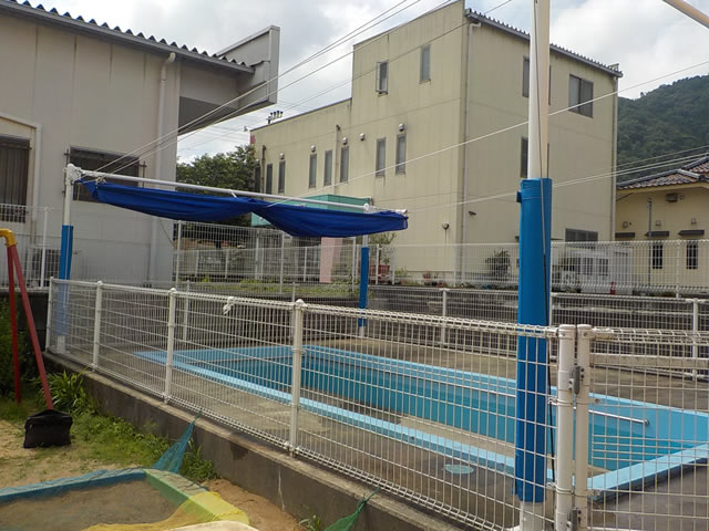 こども園　園庭・プール