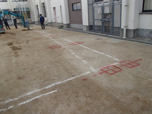 山型雲梯(大型）東都島小学校　運動場