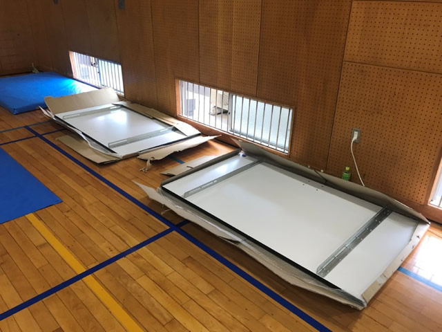 設置工事中の様子