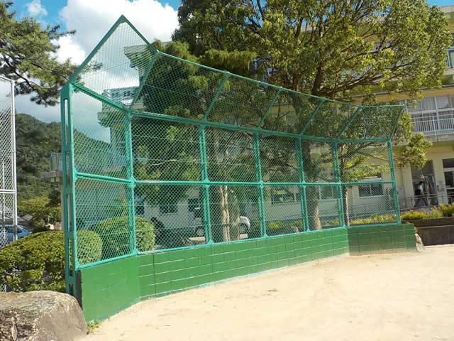 小学校グラウンドバックネット改修工事