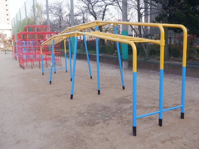 八尾市立八尾小学校　グラウンド