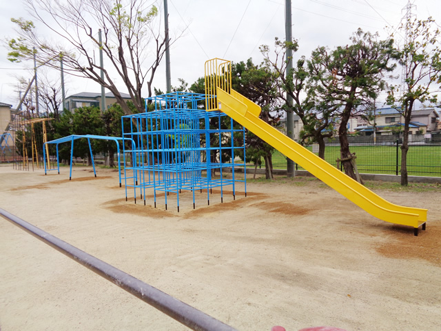 小学校　グラウンド
