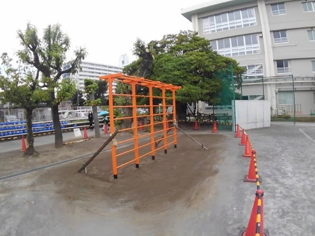 肋木の施工後の様子