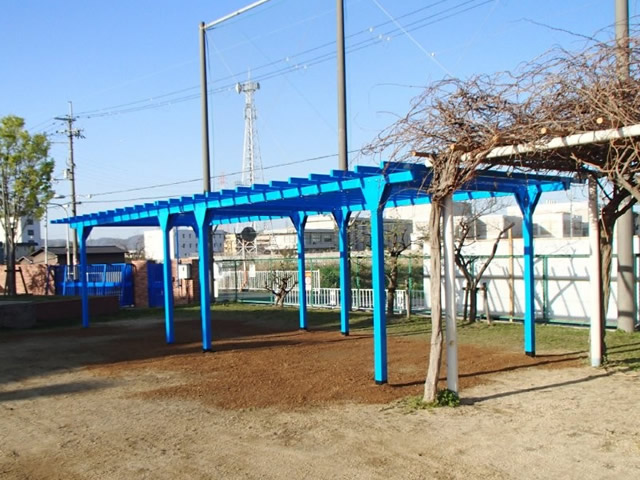 枚方市立磯島小学校　グラウンド