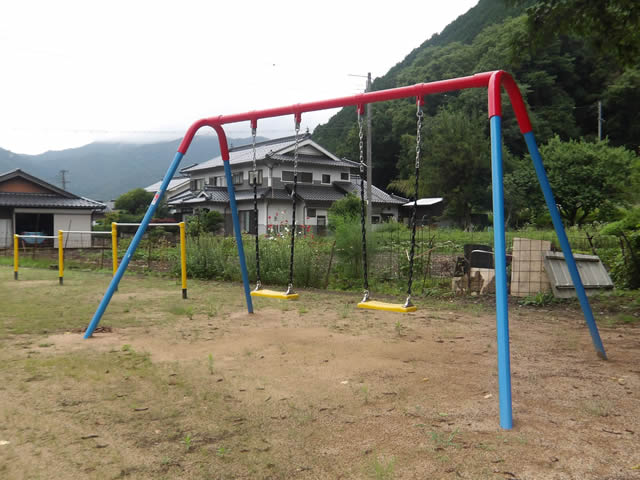 地区公園児童広場