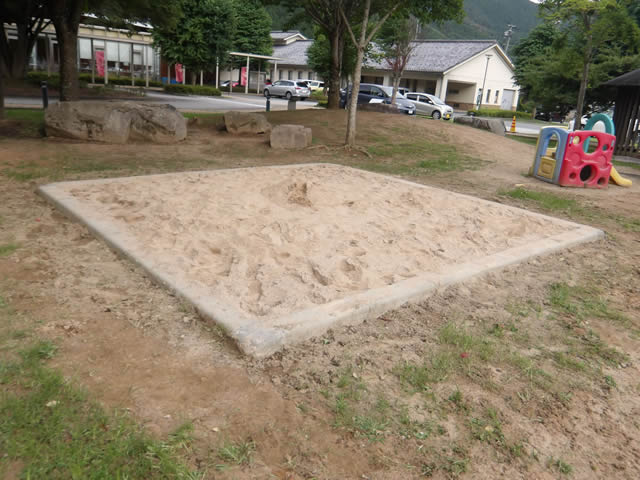 公園広場