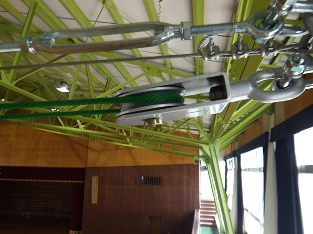 高等学校体育館ネット改修