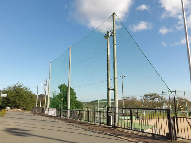 福崎町スポーツ公園　防球ネット設置工事