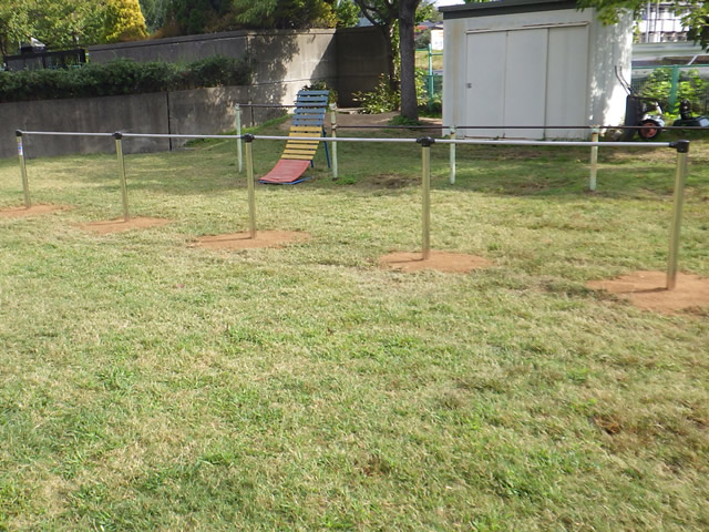 鳥取大学附属小・中学校　鉄棒設置工事