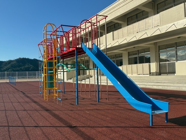 竹野地域小中一貫校整備遊具工事