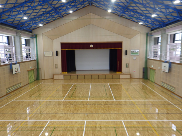 竹山小学校屋内運動場他改修及びエレベーター設置工事