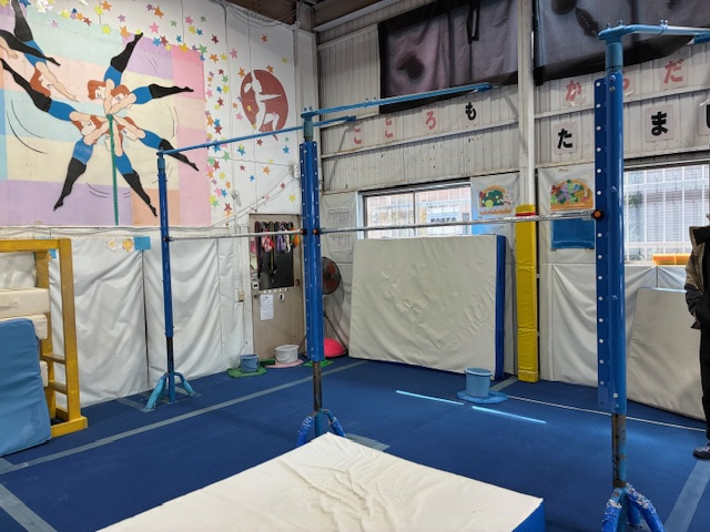 マック体操クラブ緑橋教室　上下式鉄棒改修