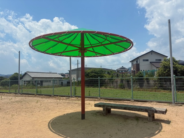 児童公園　日除けテント修繕